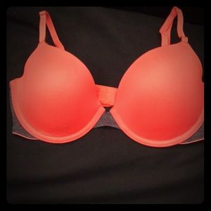 PINK Victoria’s Secret Bra